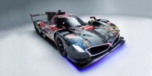 بي إم دبليو تكشف عن  M Hybrid V8 Art Car