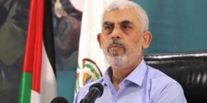 نشطاء يتفاعلون مع مقطع سابق لرد السنوار.. لسنا بحاجة لصك غفران