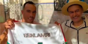 في لفتة إنسانية من طرف ابن مدينة الحراش.. جمال بن العمري يزور الفنان صالح أوقروت 