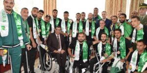 حماد يستقبل لاعبي المنتخب الوطني مبتوري الأطراف