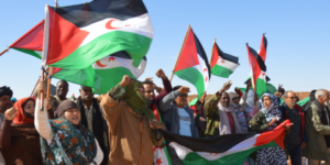 وفد يمثل المنتدى الدبلوماسي يصل مخيمات اللاجئين الصحراويين