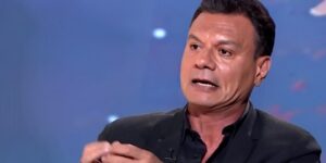 بعد أيام من واقعة عصام صاصا.. الفنان عباس أبو الحسن يدهس سيدتين