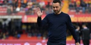 خلفاً لبيولي.. دي زيربي يحلم بتدريب ميلان