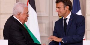 مئات الشخصيات تطالب ماكرون بالاعتراف بدولة فلسطين