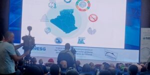 المشاركون في ندوة التحديات البيئية في الجزائر: الأمن البيئي أصبح ركيزة من ركائز الأمن القومي