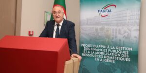 وزير المالية يؤكد: التحول الرقمي الجاري يكتسي أهمية “قصوى”