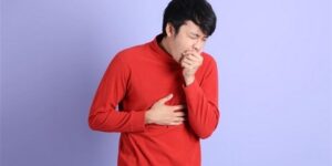 احذر- الكحة قد تدل على وجود مشكلة في معدتك