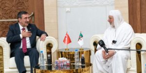 القاسمي يستقبل نائب الرئيس التركي بجامع الجزائر