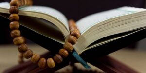 الذكر أفضل ما يعمل في العشر