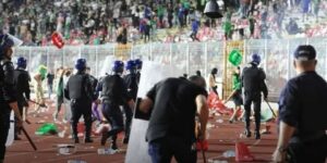 حماد يستدعي اللجنة الوطنية للوقاية من العنف في الملاعب