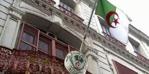 الموافقة على تعيين سفير الجزائر الجديد لدى جمهورية إيطاليا