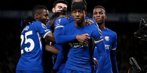 مطالب ليستر المالية تعرقل تشيلسي لضم ديوسبري هول