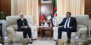 مباحثات جزائرية تركية لدفع التعاون في مجالي الهيدروجين والمحروقات