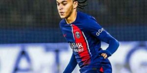 شقيق مبابي يرحل عن باريس سان جيرمان