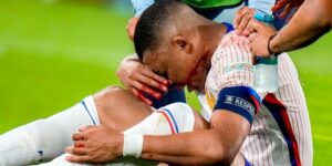 مبابي يخضع لجراحة عاجلة