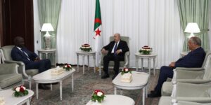 رئيس الجمهورية يستقبل السفير السنغالي