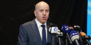 سايحي يدعو لمواكبة التطورات التكنولوجية الطبية لضمان تكفل أفضل بمرضى السرطان