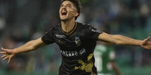 نادي أندرلخت يرغب في التعاقد مع محمد بشير بلومي