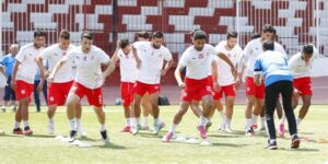 تقديم لقاء مولوديتي الجزائر ووهران.. البلوزداديون يحتجون