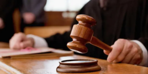 مجلس قضاء بجاية يدين مترشحة حرّة وشقيقتها بعام حبسا نافذا