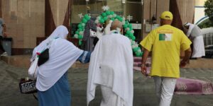 البعثة الجزائرية للحج تدراس خطة المشاعر وتحيينها