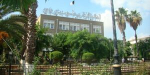 حسين داي تدرس مخططات شغل الأراضي المسجلة بالقبة