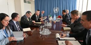 عطاف يجري محادثات ثنائية مع العديد من المسؤولين بمقر الأمم المتحدة بفيينا