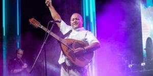 الفنان رابح عصمة يلتقي جمهوره بفرنسا السبت المقبل