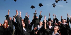 تحت عنوان “أدرس في السعودية”.. تخصيص منح دراسية لفائدة الطلبة الجزائريين بالجامعات السعودية