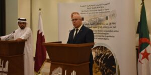 وزير الفلاحة يبرز عوامل سحب مشروع الشراكة الجزائرية-القطرية من الجلفة