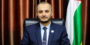 إثر قصف صهيوني.. استشهاد إيهاب الغصين وكيل وزارة العمل في غزة