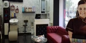 صالونات التجميل.. من حرفة عادية إلى أكثر النشاطات ربحا