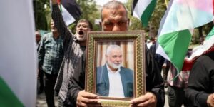 الدفن بالدوحة.. تشييع جثمان إسماعيل هنية في طهران