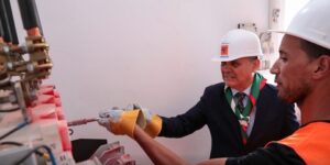 عجلة التنمية تتحرك بولايات الوسط