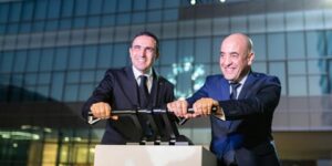 وزير النقل.. المقر الجديد للجوية الجزائرية هو تجسيد لسياسة رئيس الجمهورية للرقي بالنقل الجوي