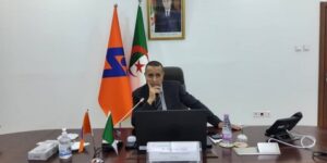 عجال يفحص مخطّط الخلافة في سونلغاز ورزنامة التكوين