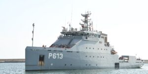 توقف طوافي أعالي البحار لجيش البحر التونسي بميناء الجزائر