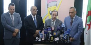 بلعابد ينفي توقف العمل بالانتداب لخريجي المدارس العليا للأساتذة