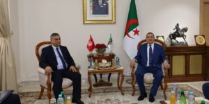 مرّاد يؤكد عقب لقائه نظيره التونسي.. العمل المشترك مع الداخلية التونسية متواصل لمواجهة مختلف التحديات الراهنة