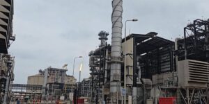 حيثيات حادث مركب تمييع الغاز بأرزيو