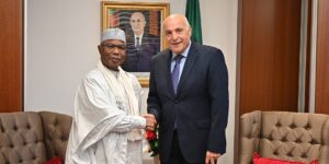 عطاف يستقبل الأمين العام لمنظمة التعاون الإسلامي