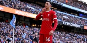 ينتهي عقده مع ليفربول هذا الصيف.. ريال مدريد يعيد فتح محادثاته مع أرنولد