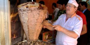 وجبات “الفاست فود”… الاختيار الأول في غذاء الجزائريين