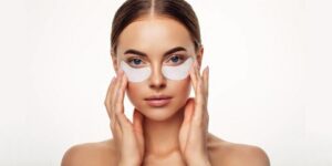 نصائح جمالية.. أقنعة للتخلص من الهالات السوداء