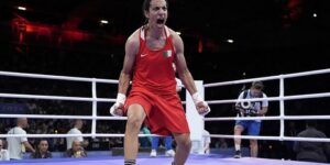 أولمبياد باريس: الملاكمة الجزائرية البطلة إيمان خليف تتأهل إلى الدور نصف النهائي وتضمن البرونزية