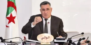 الوالي لوناس بوزقزة.. مخطط لحماية بلديات النعامة من  الفيضانات