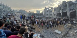 شهداء في غارات عنيفة على وسط وجنوب القطاع