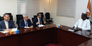 وزير الطاقة والمناجم يُستقبل من طرف الوزير الأول بجمهورية النيجر