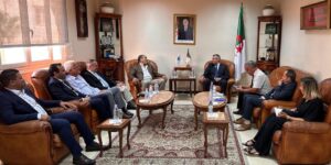 ركاش يفتح ملف انشغالات المتعاملين الاقتصاديين مع كنفدراليات أرباب العمل