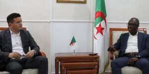 حيداوي يناقش سبل العمل المشترك مع جمعية “Awassir” الناشطة بفرنسا